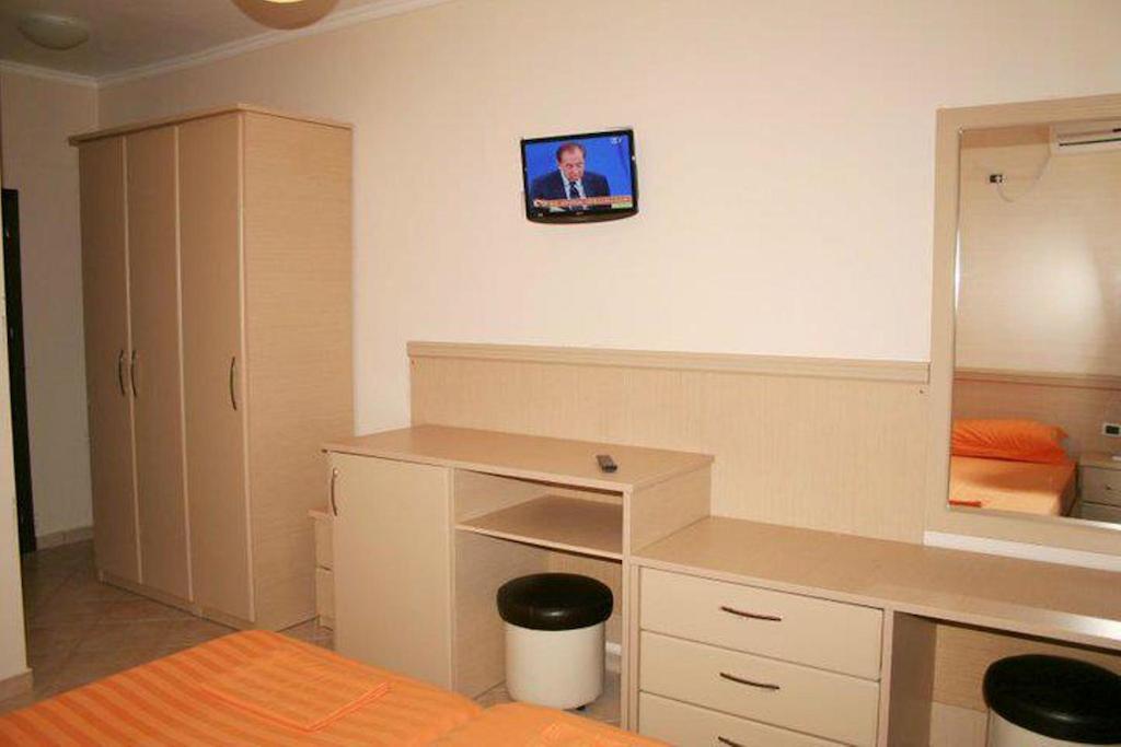 President Hotel Shëngjin